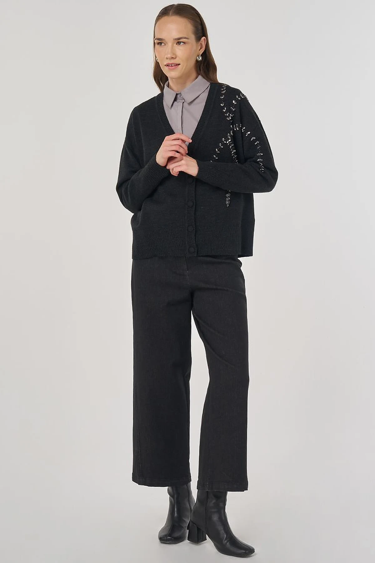 Embroidered Knit Cardigan Anthracite