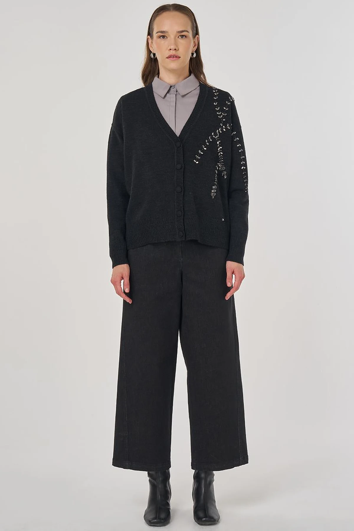 Embroidered Knit Cardigan Anthracite