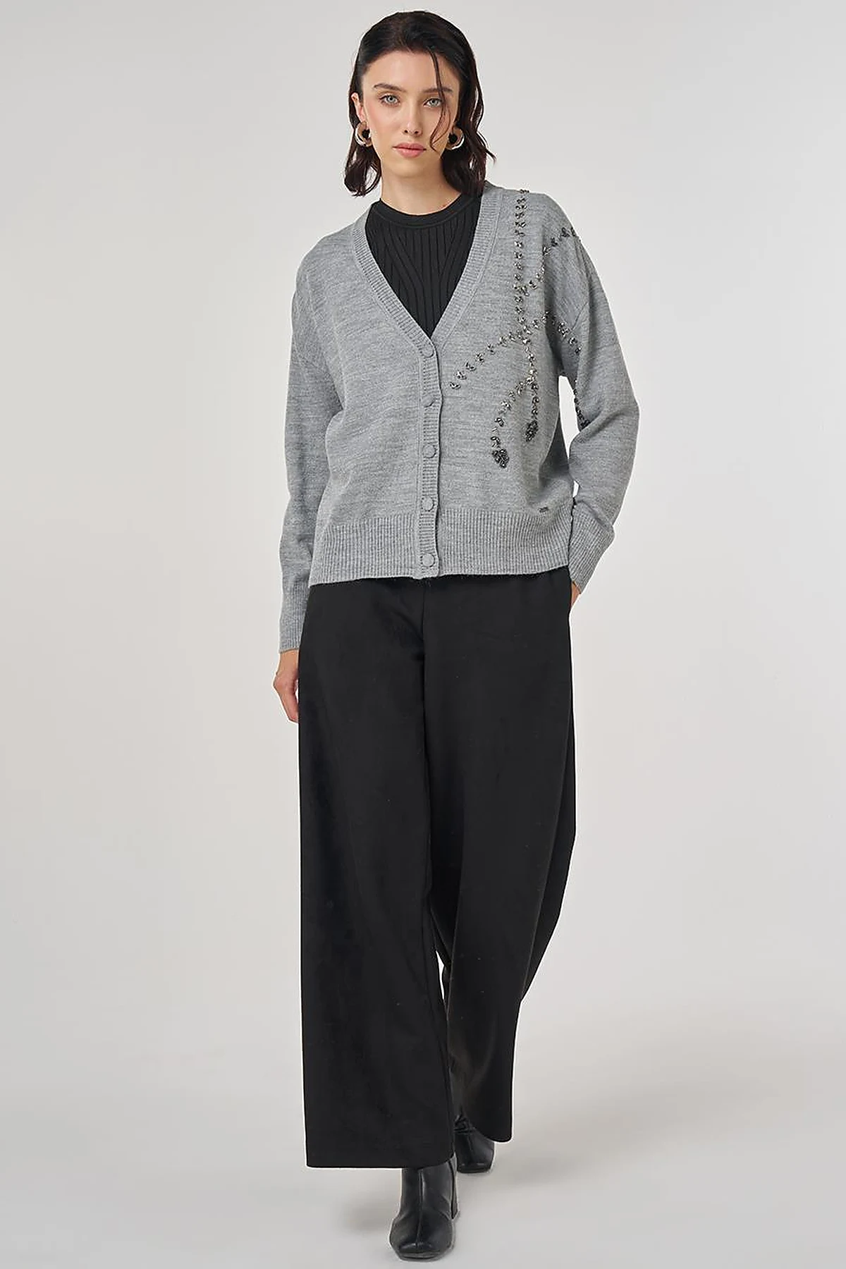 Embroidered Knit Cardigan Gray 