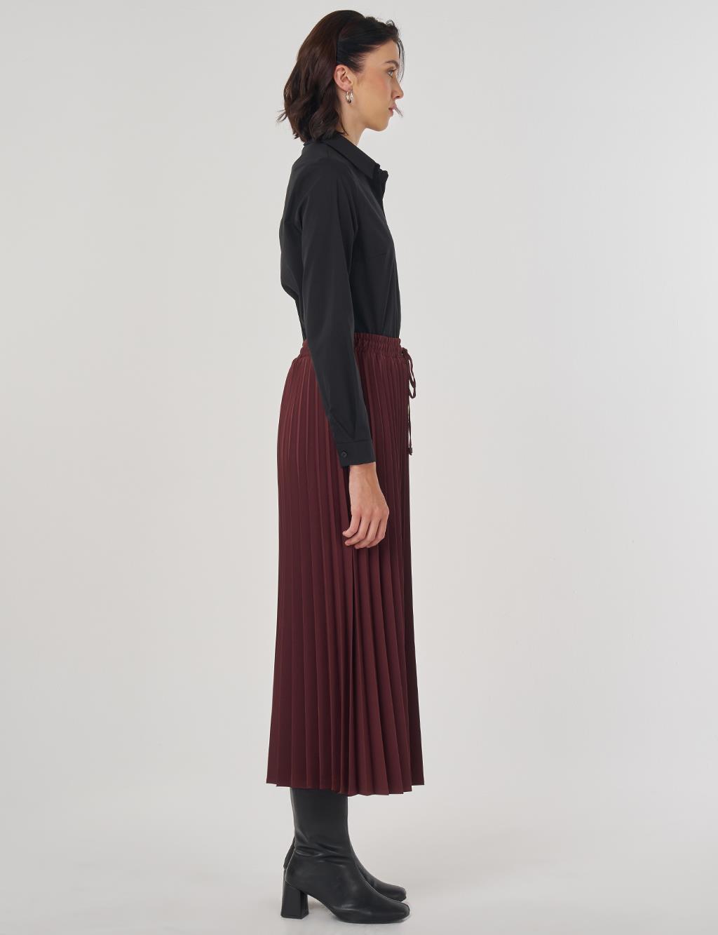 Pleated Skirt Burgundy
