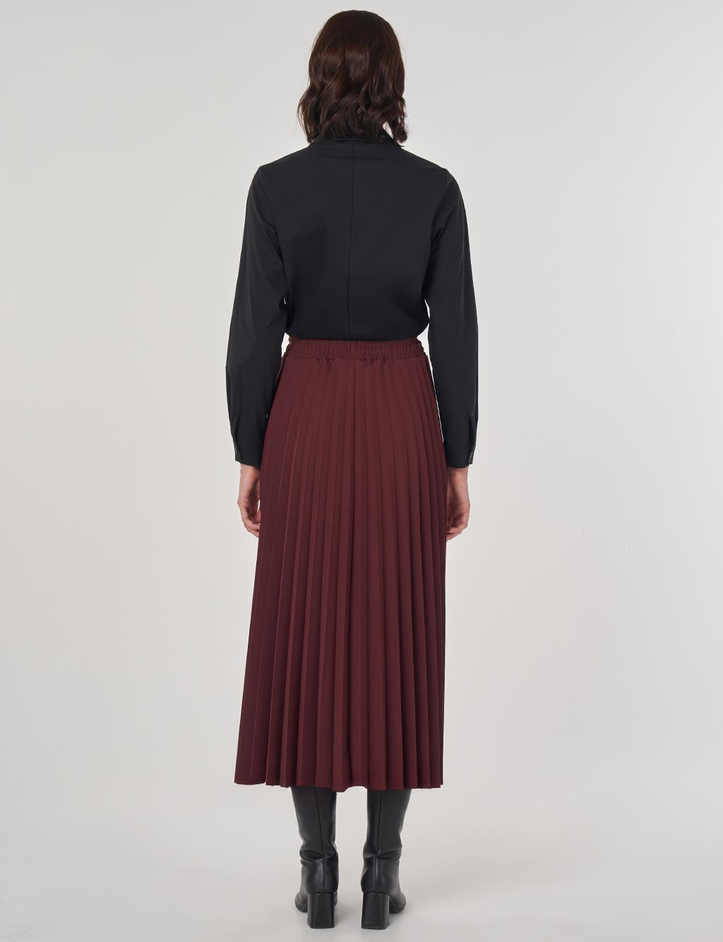 Pleated Skirt Burgundy