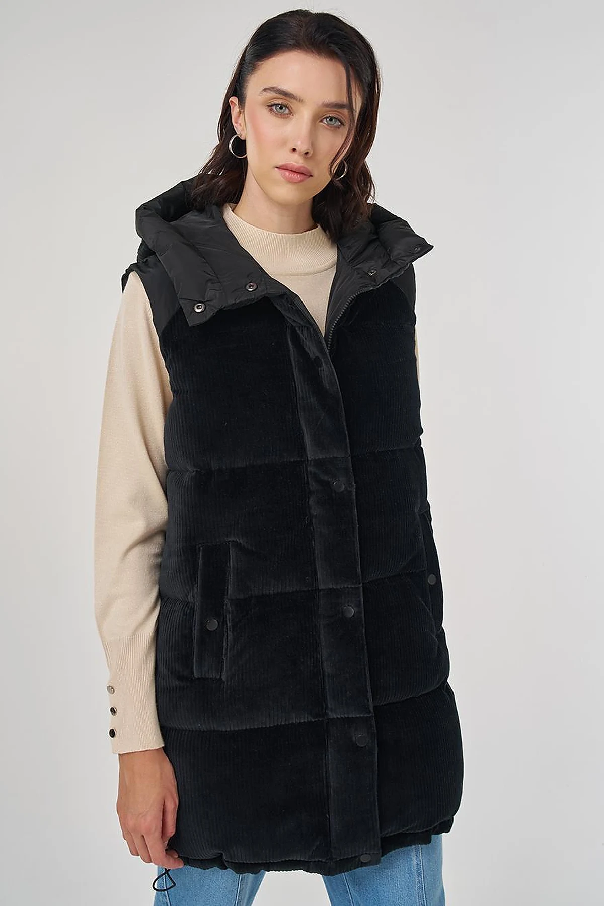 Velvet Trimmed Puffer Vest Black
