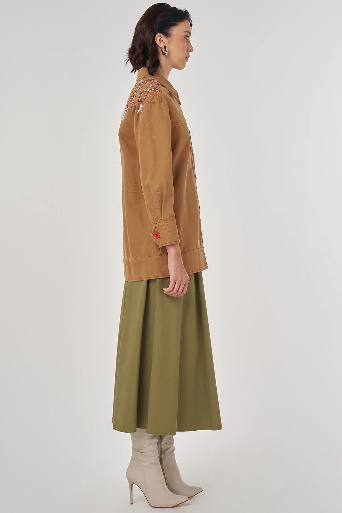 Embroidered Canvas Jacket Tobacco
