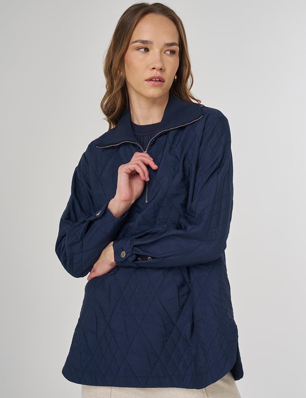 Wide Collar Embossed Sweatshirt Dark Navy