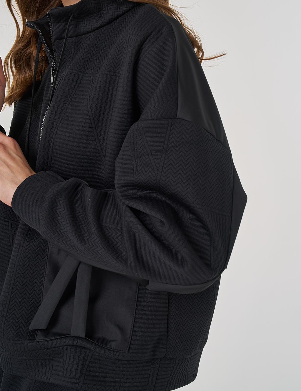 Pocket Detailed Two-Piece Set Black