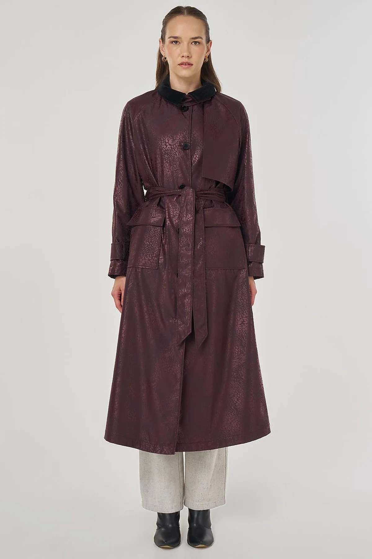 Velvet Collared Long Trench Coat Dark Burgundy