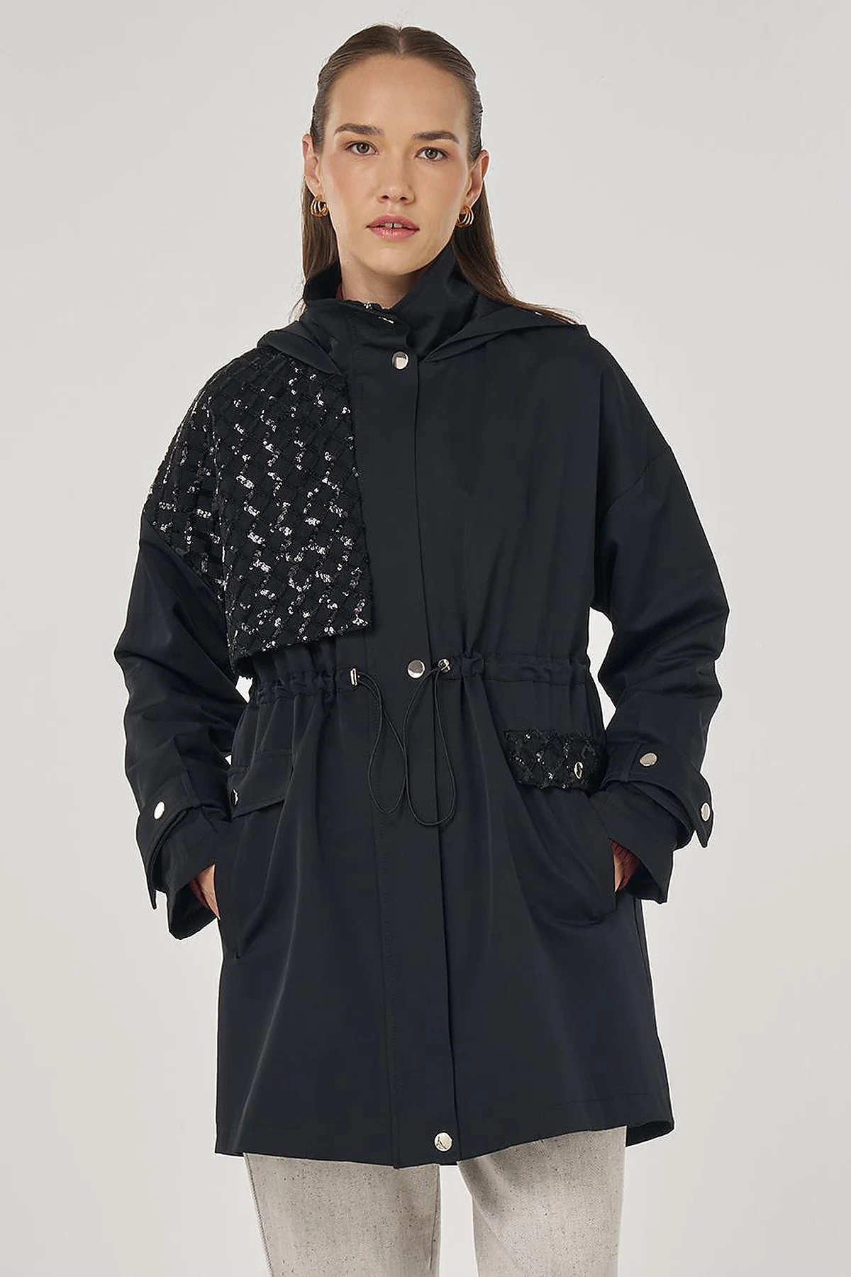 Sequin Detailed Short Trench Coat Black