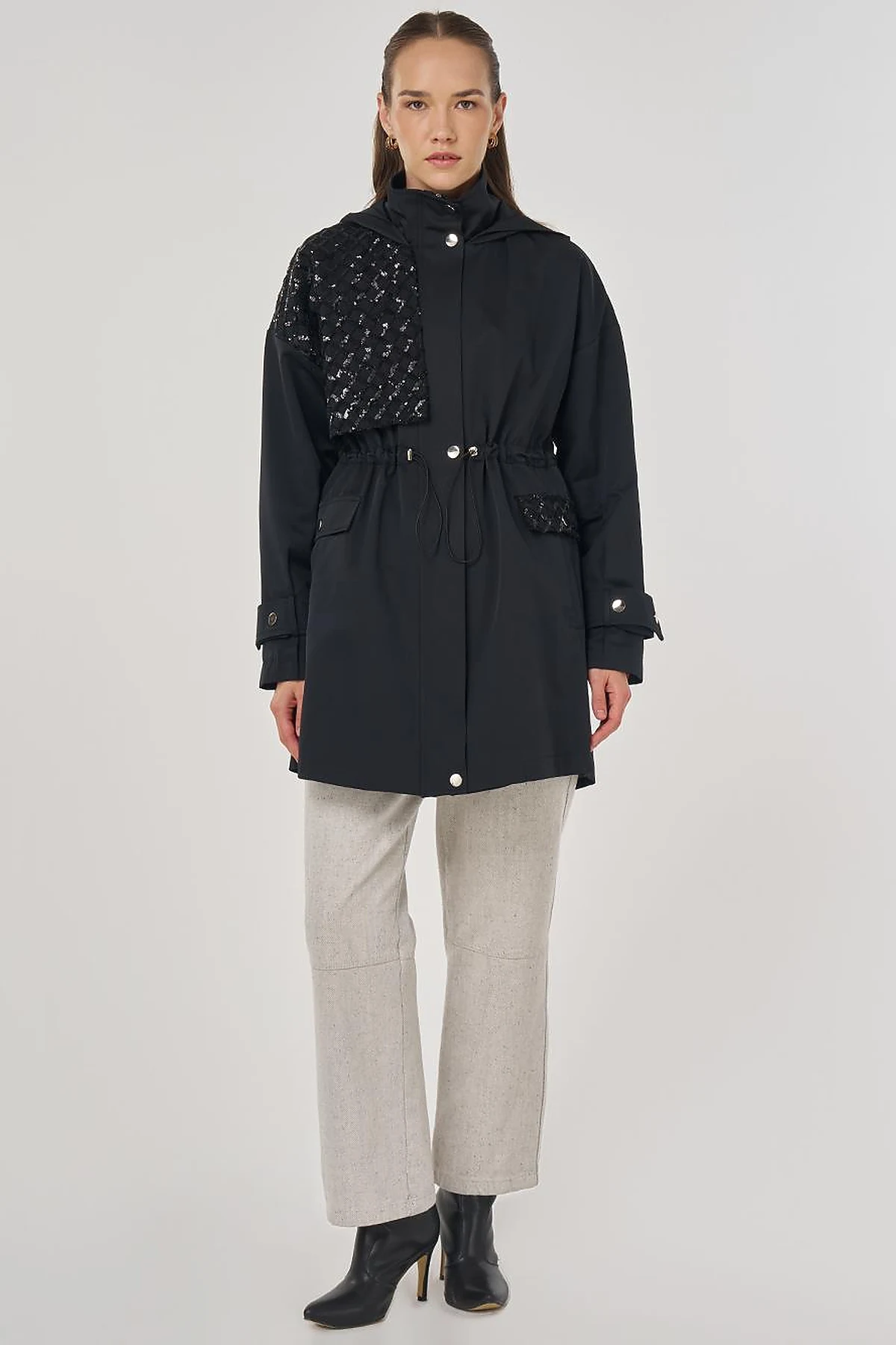 Sequin Detailed Short Trench Coat Black