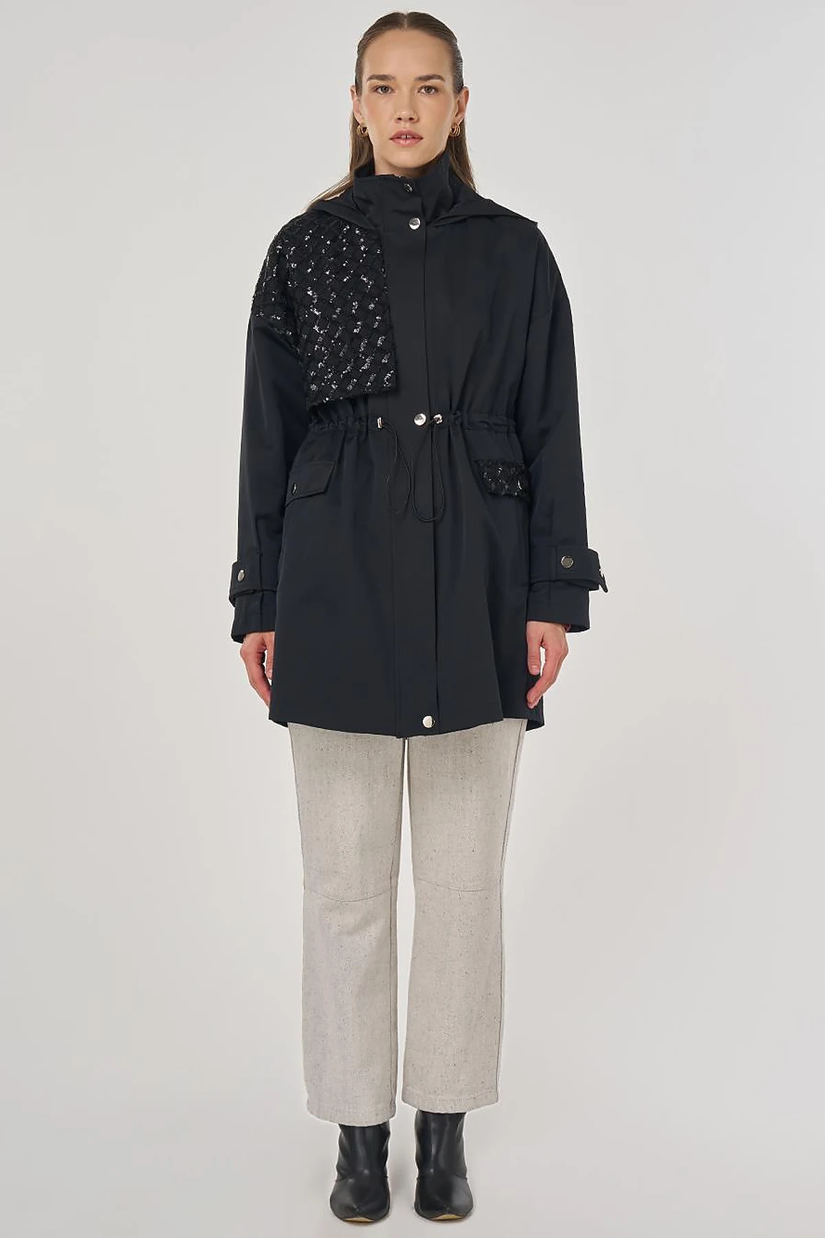 Sequin Detailed Short Trench Coat Black