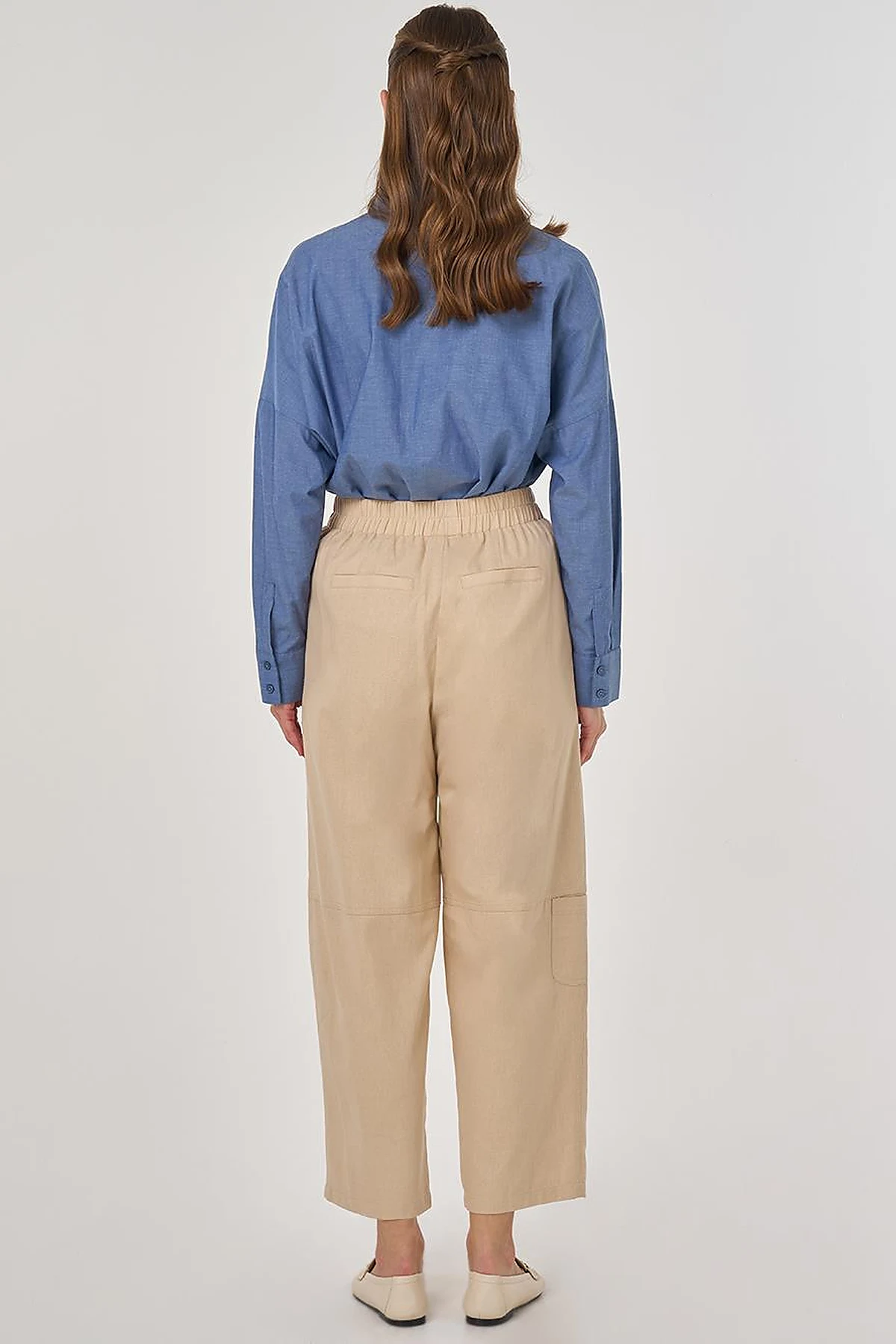 Relaxed-Fit Viscose Pants in Beige