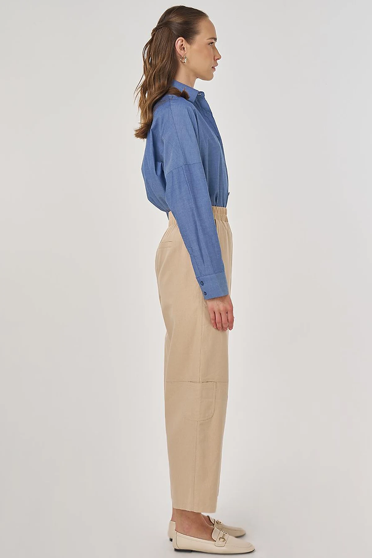 Relaxed-Fit Viscose Pants in Beige