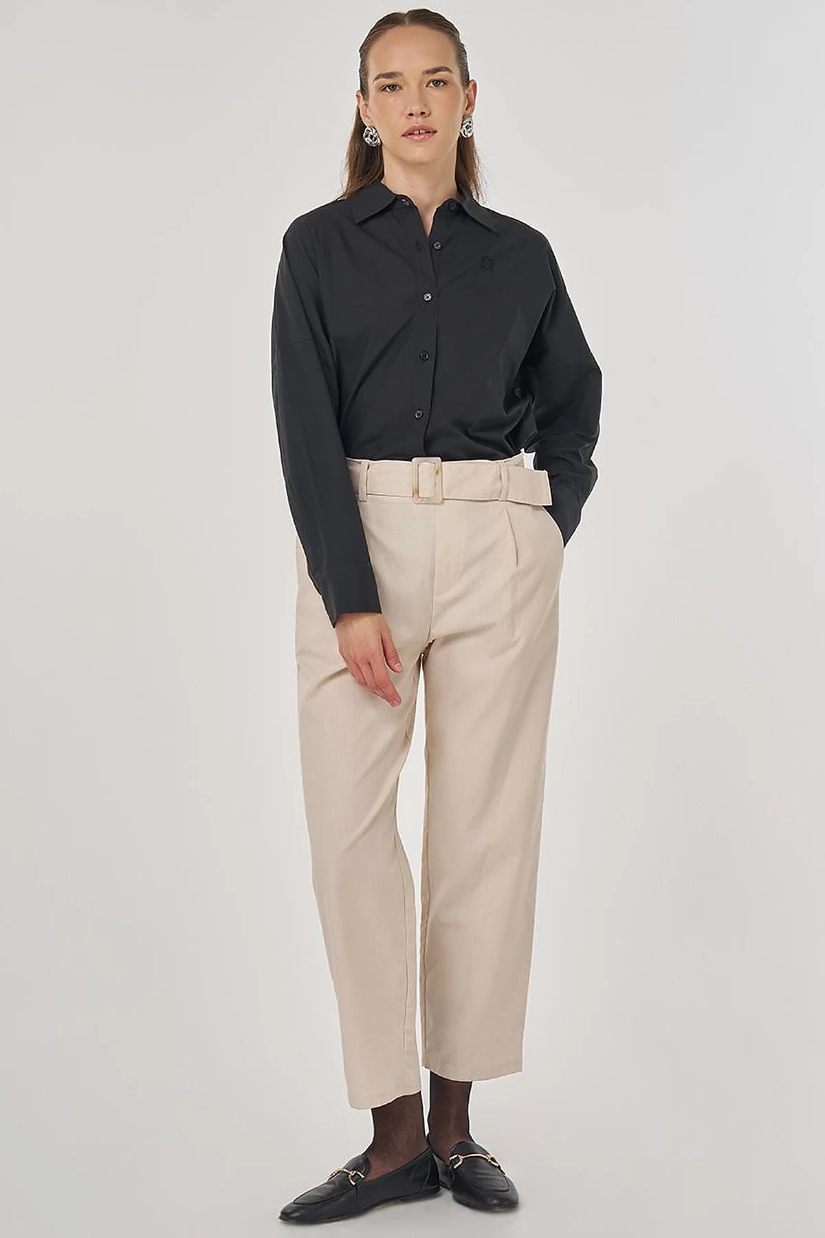 Viscose Carrot Pants in Stone