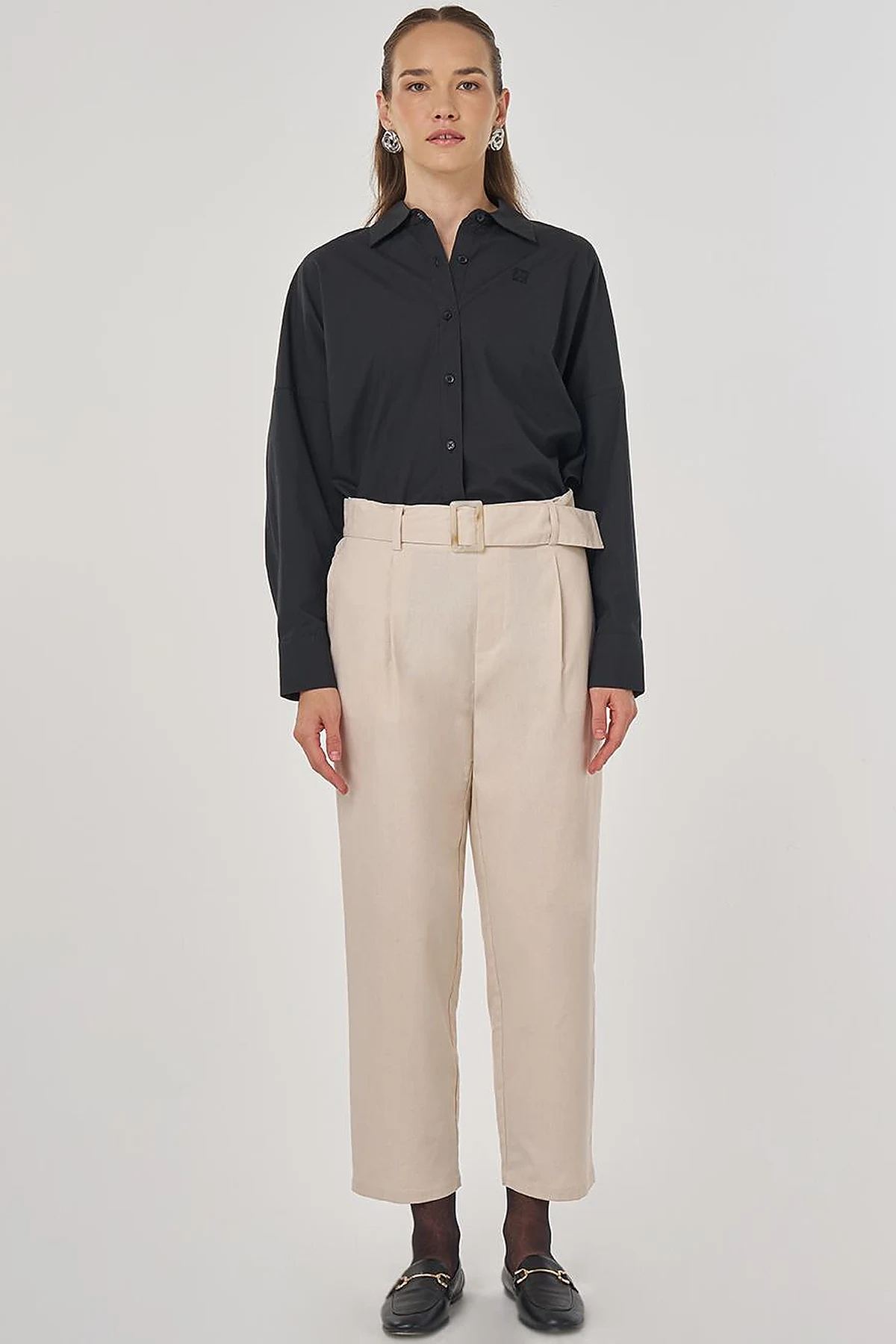 Viscose Carrot Pants in Stone