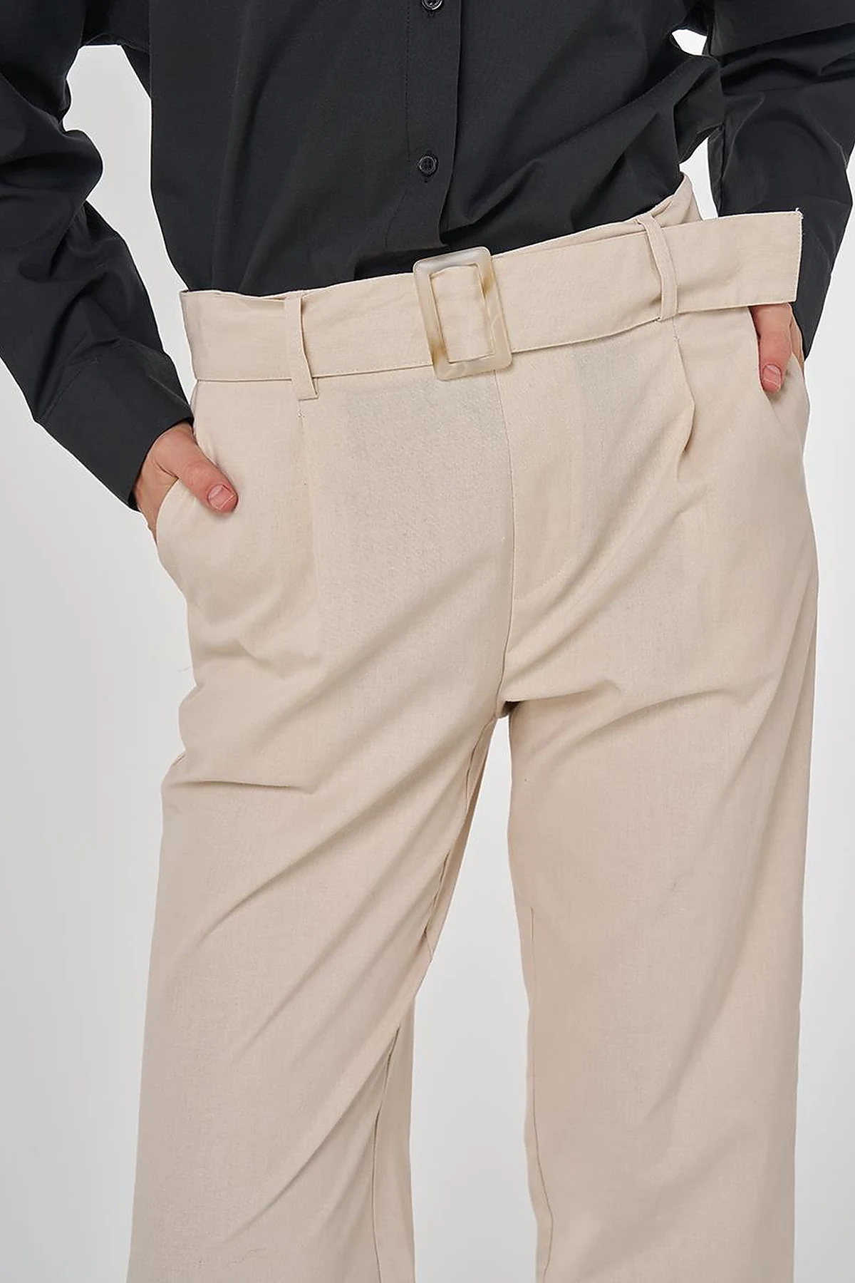 Viscose Carrot Pants in Stone