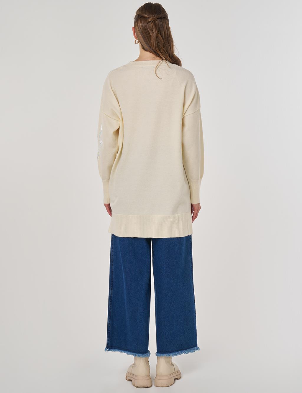 Sequin Detailed Knit Tunic in Cream