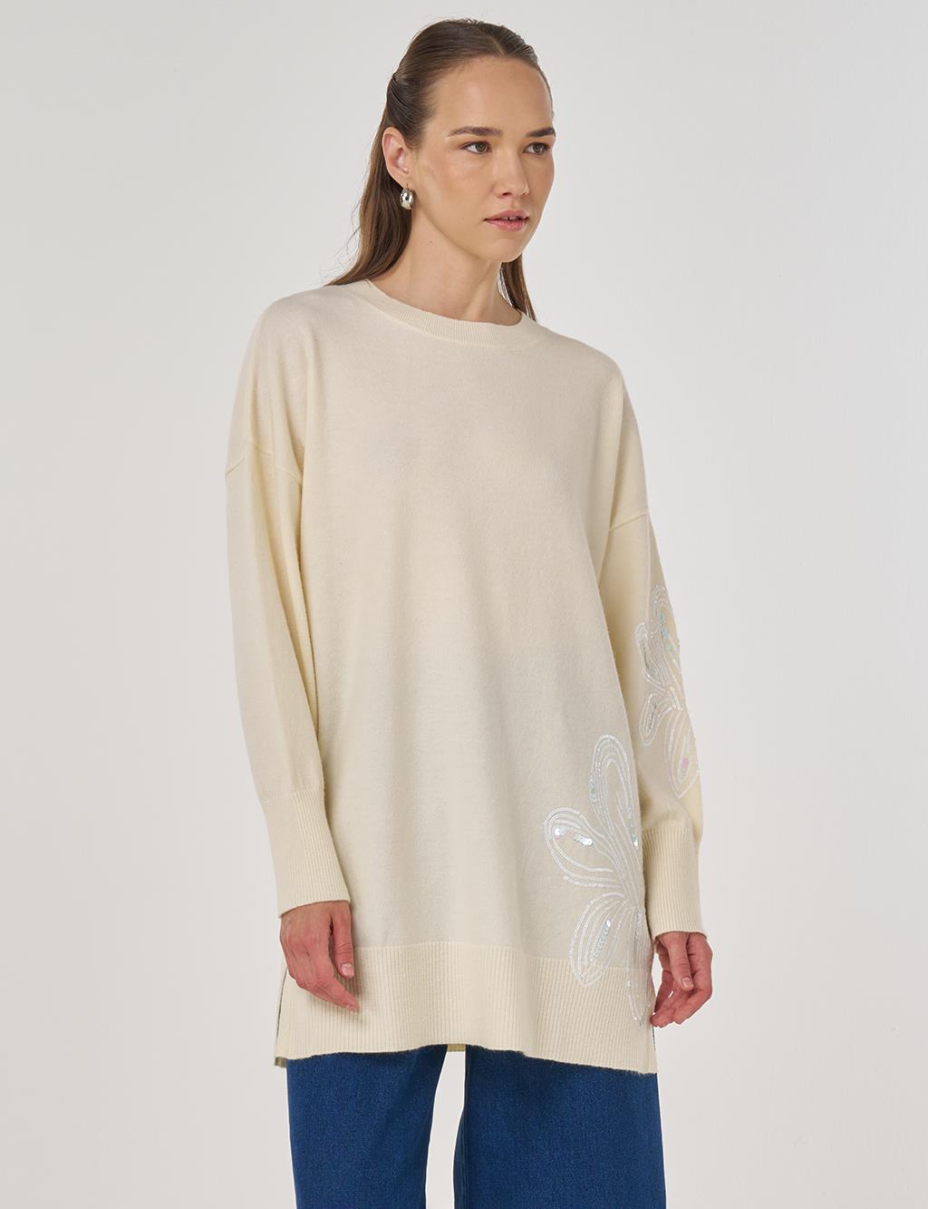 Sequin Detailed Knit Tunic in Cream