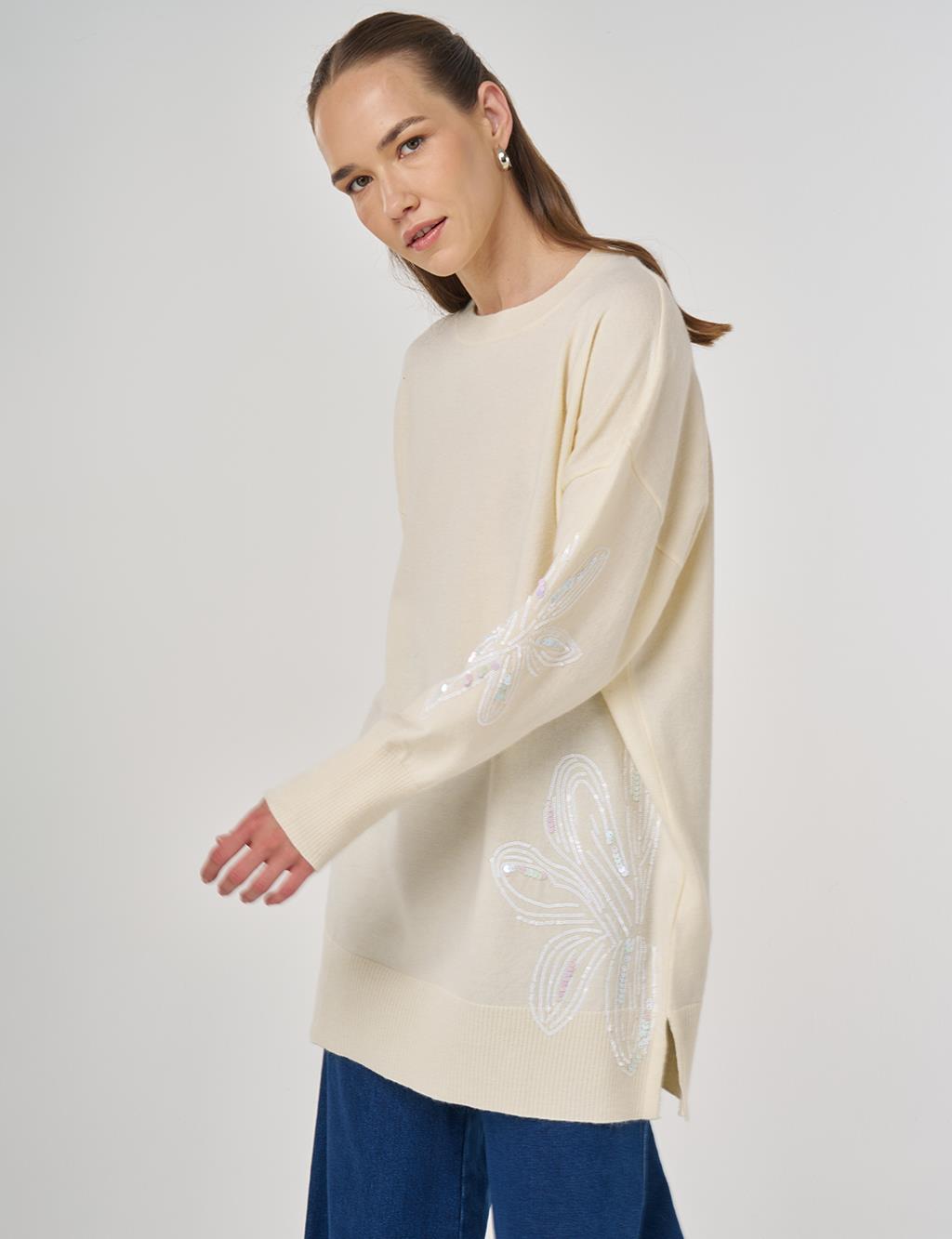Sequin Detailed Knit Tunic in Cream