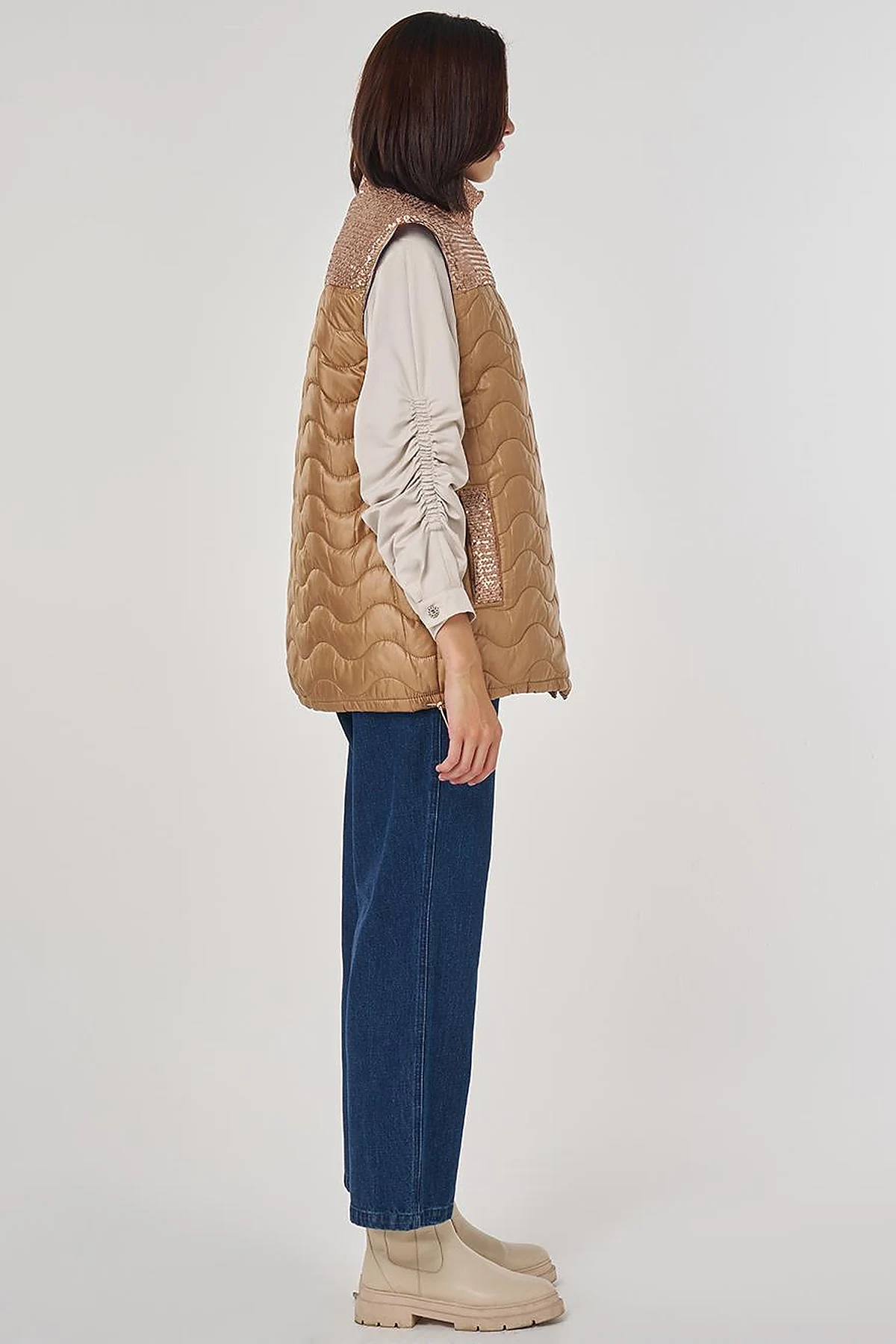 Sequin Detailed Puffer Vest Camel