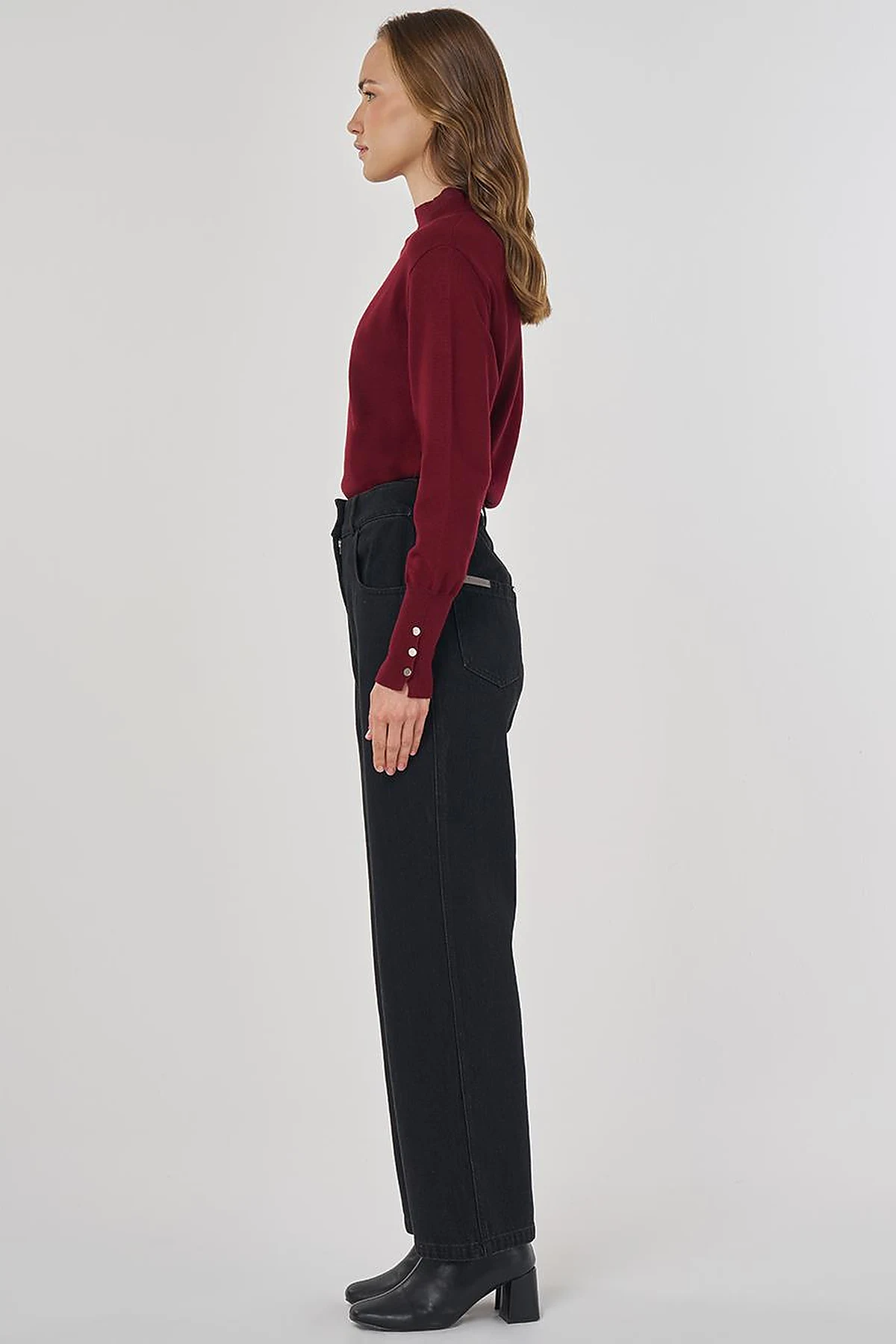 High-Waisted Denim Pants Black