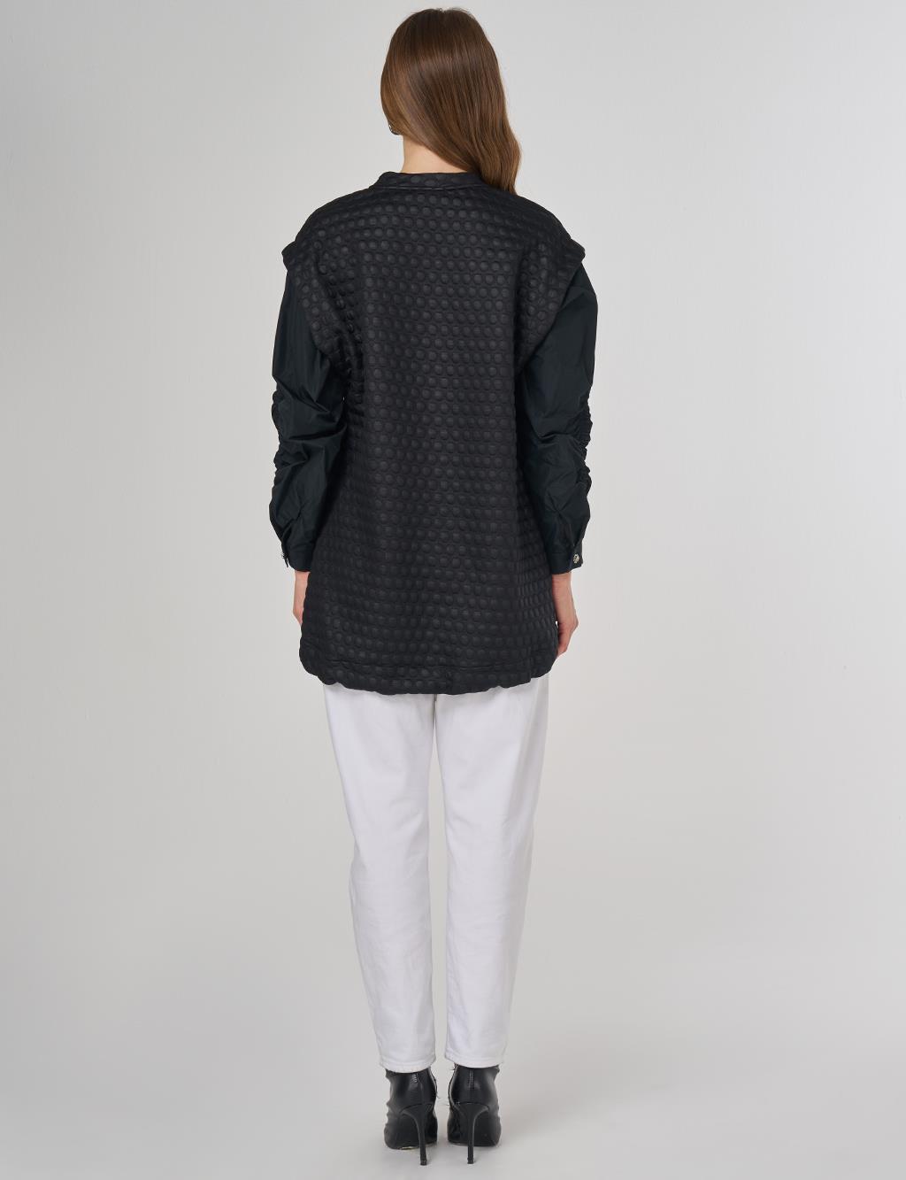 Dokulu Kumaş Garnili Sweatshirt Siyah 