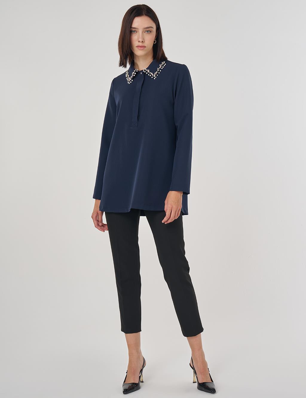 Yakası İşlemeli Bluz Koyu Lacivert 