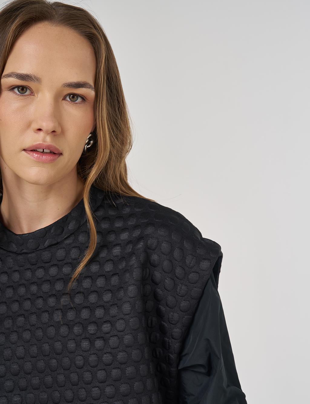 Dokulu Kumaş Garnili Sweatshirt Siyah 