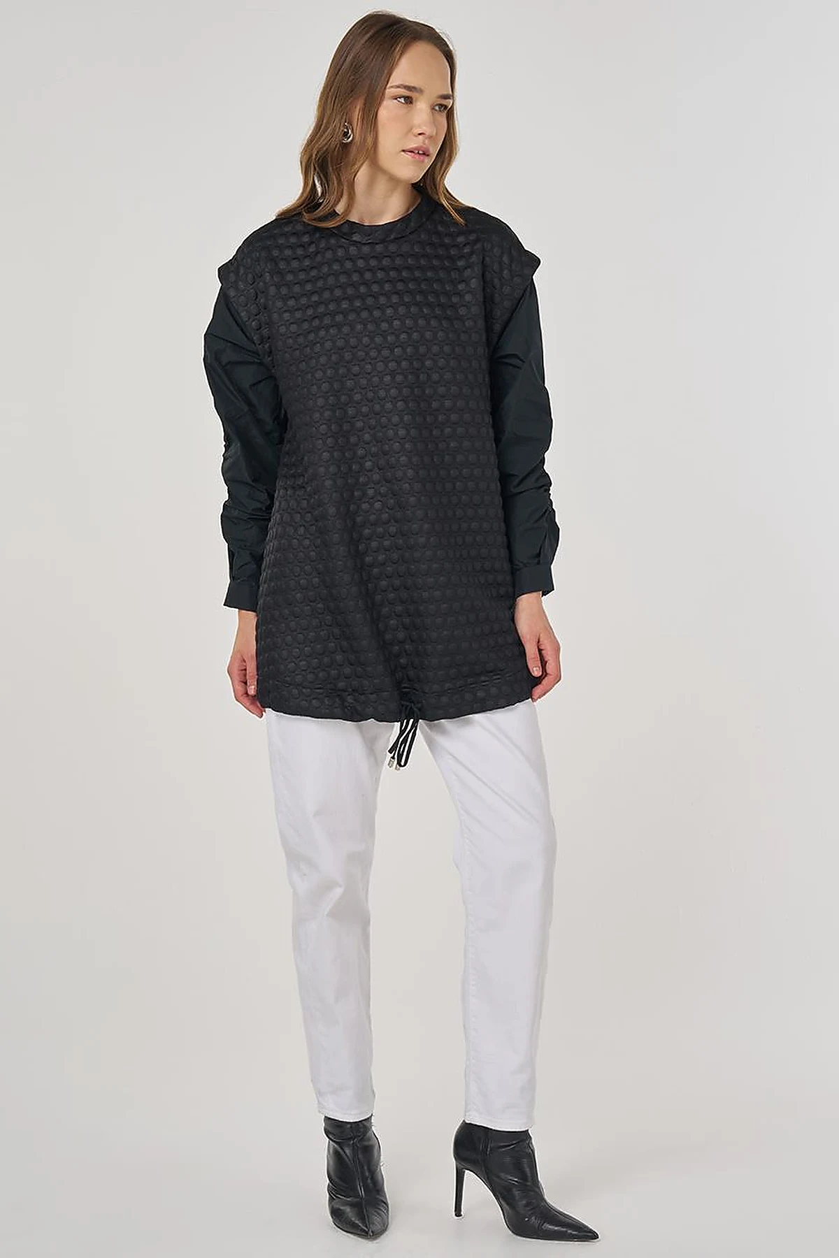 Dokulu Kumaş Garnili Sweatshirt Siyah 