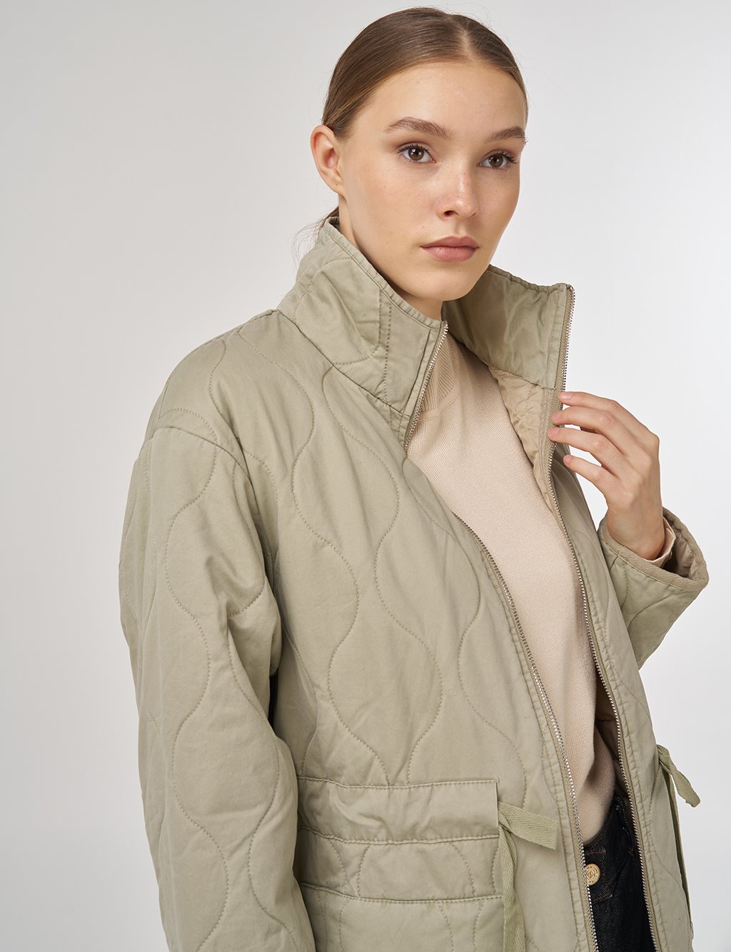 Stand-Collar Anorak Jacket in Light Brown