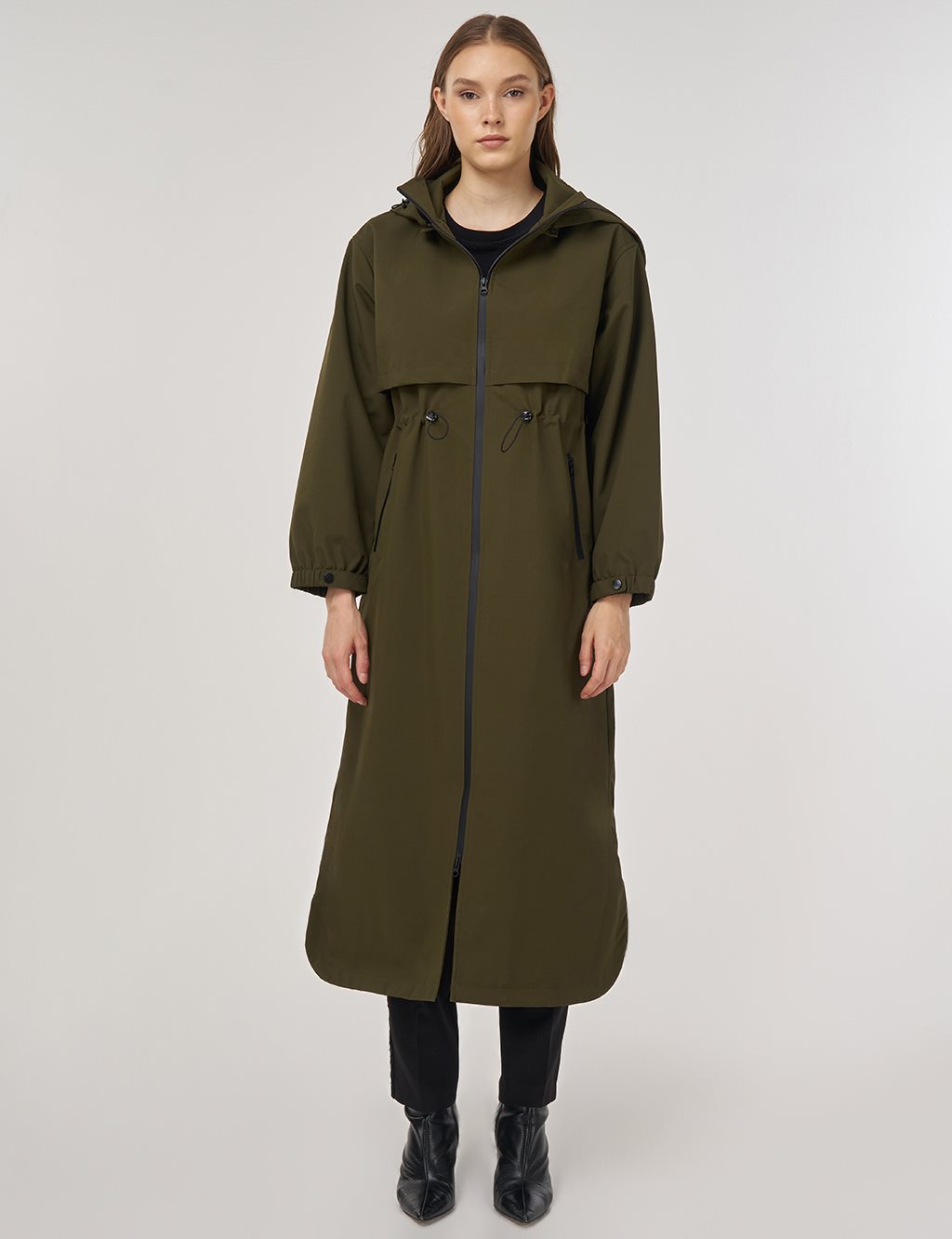 Bel Büzgülü Dik Yaka Parka Haki