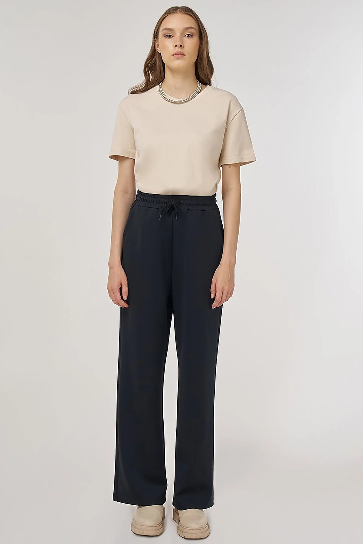 Drawstring Relaxed-Fit Pants Black 