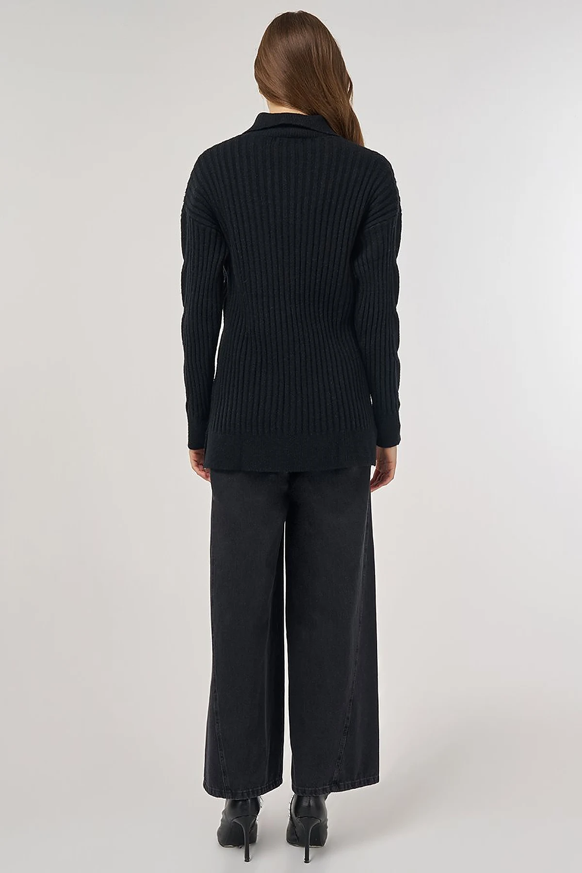 Sequin Embroidered Viscose Knit Tunic in Black