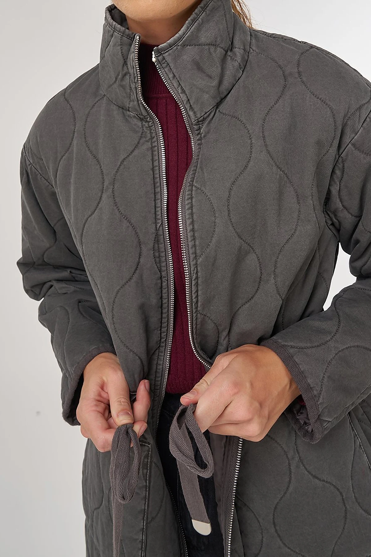 Stand-Collar Anorak Jacket in Anthracite
