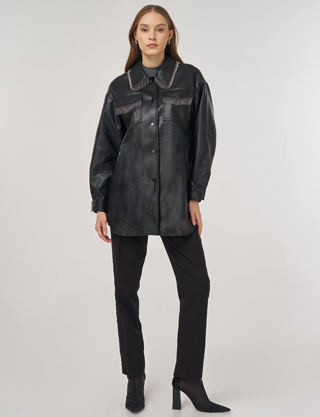 Sallantı Detaylı Suni Deri Ceket Siyah 