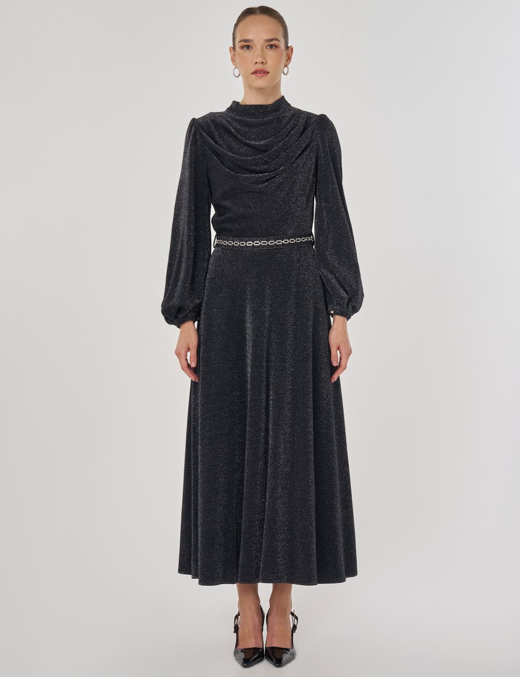 Degaje Yaka Şık Elbise Siyah 