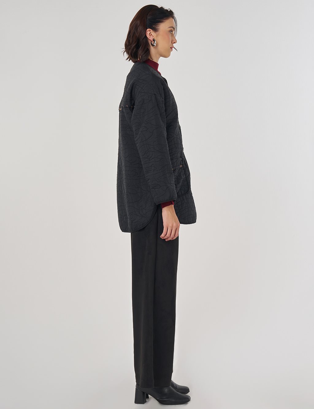 Patch Pocket Embossed Pattern Jacket Black