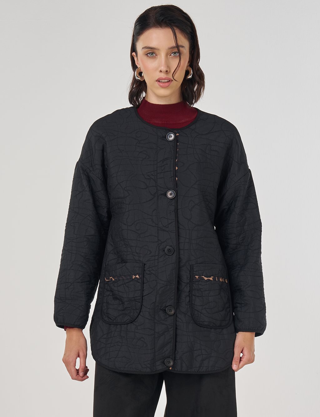 Patch Pocket Embossed Pattern Jacket Black