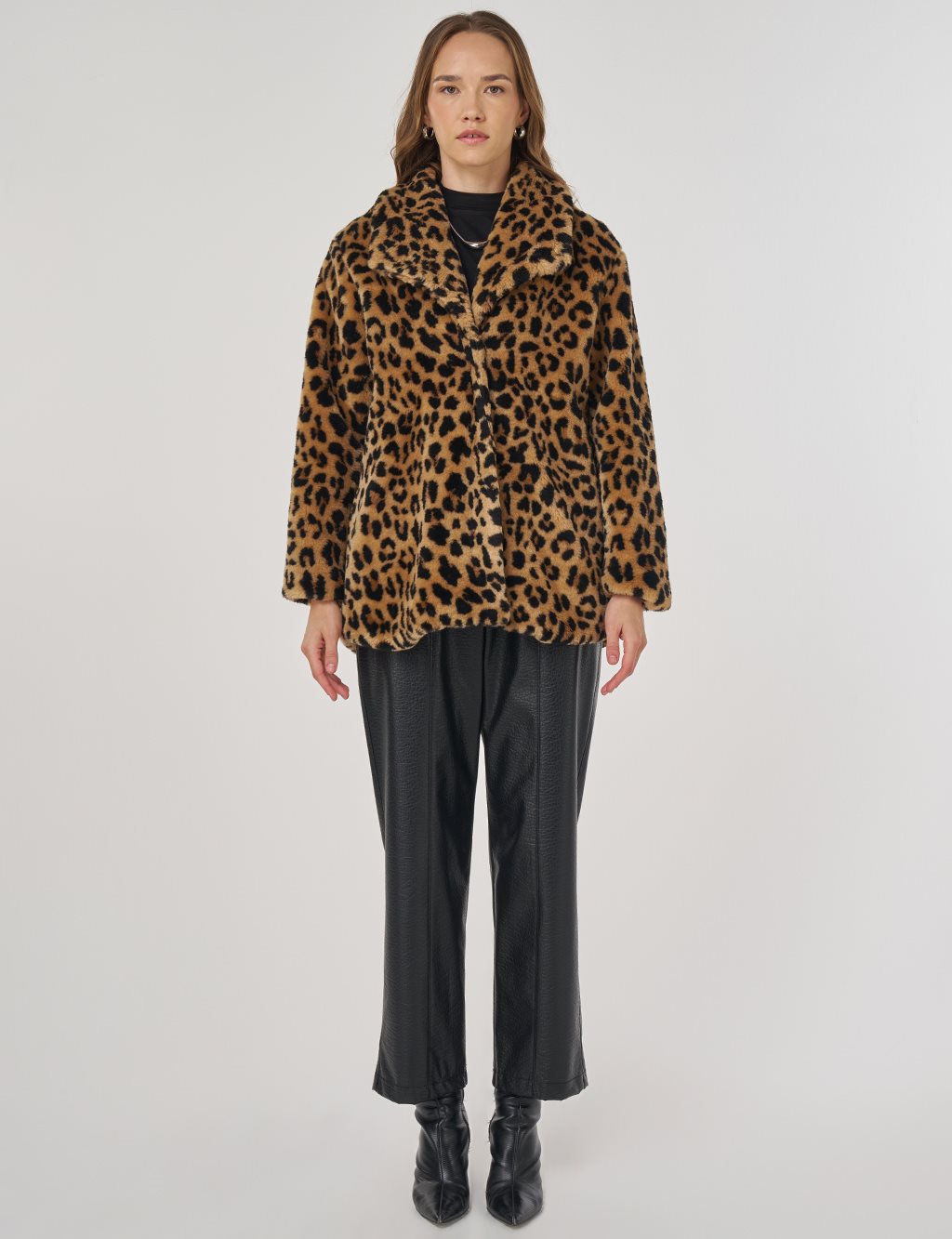 Leopard Pattern Plush Coat Beige
