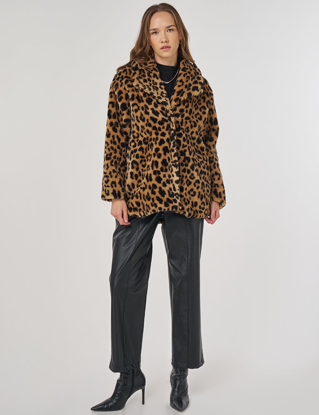 Leopard Pattern Plush Coat Beige