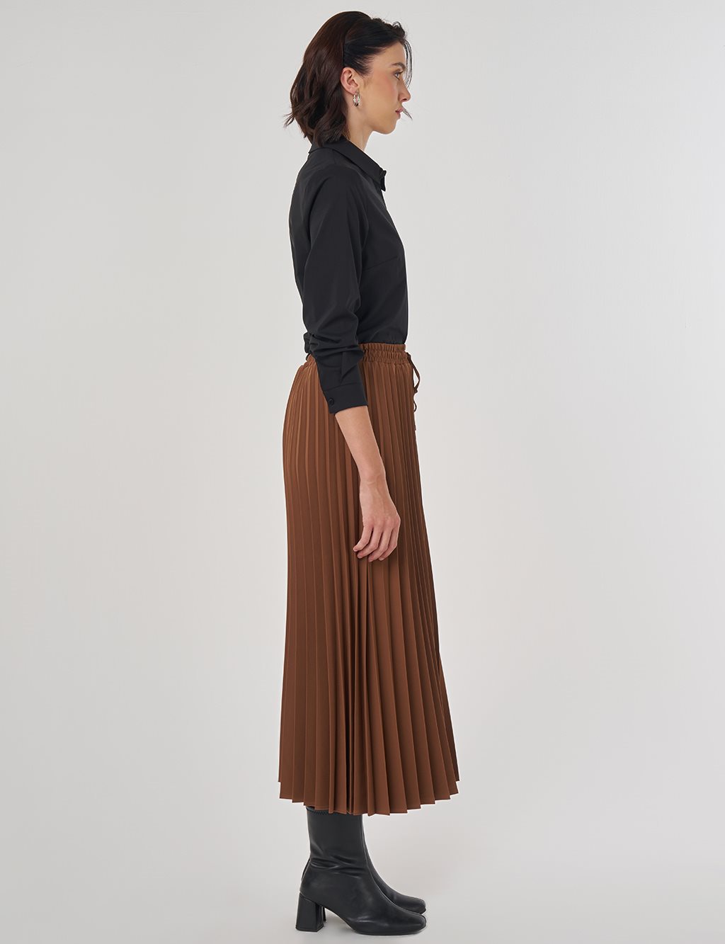 Pleated Skirt Brown