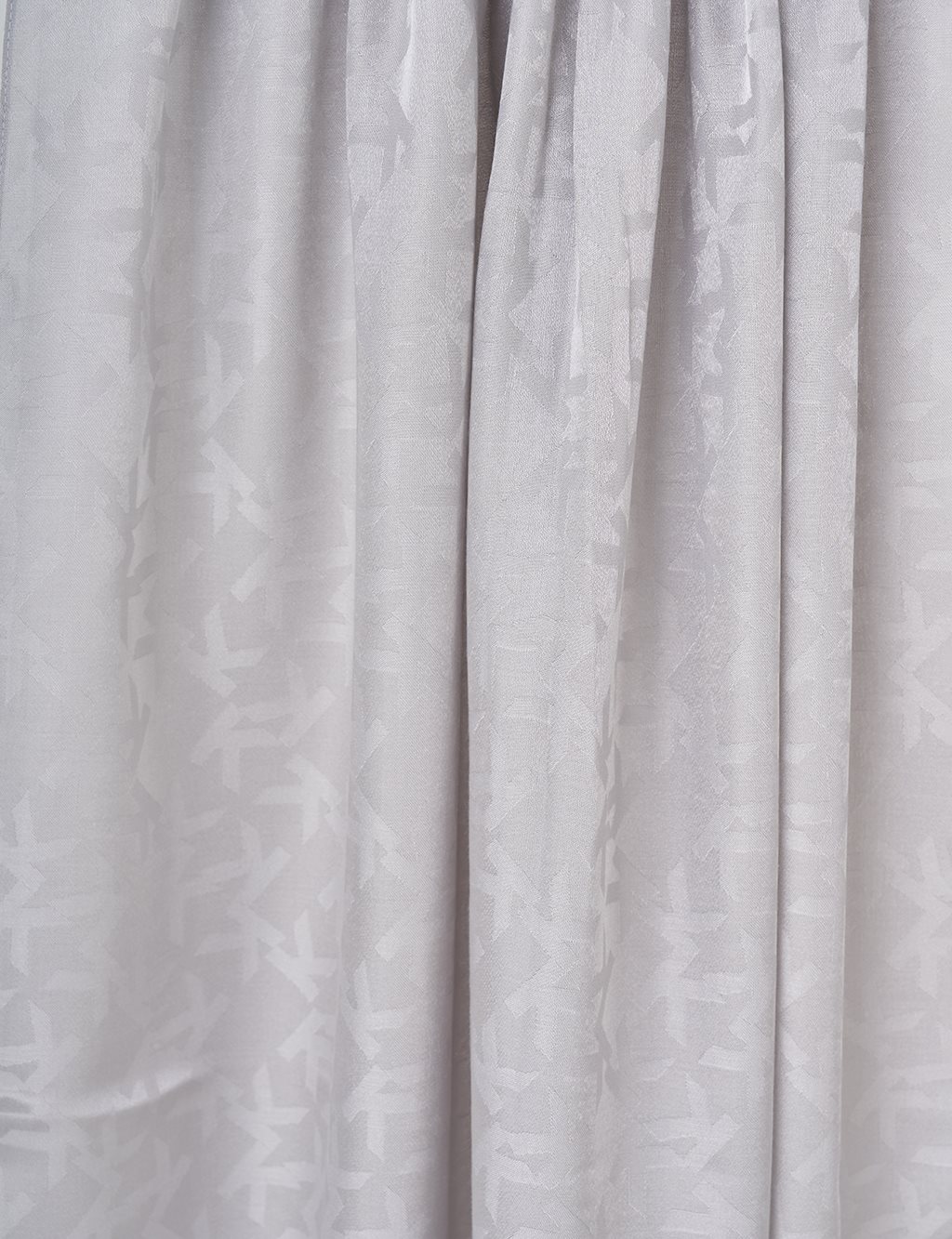 Jacquard Shawl with Logo Detail Silver