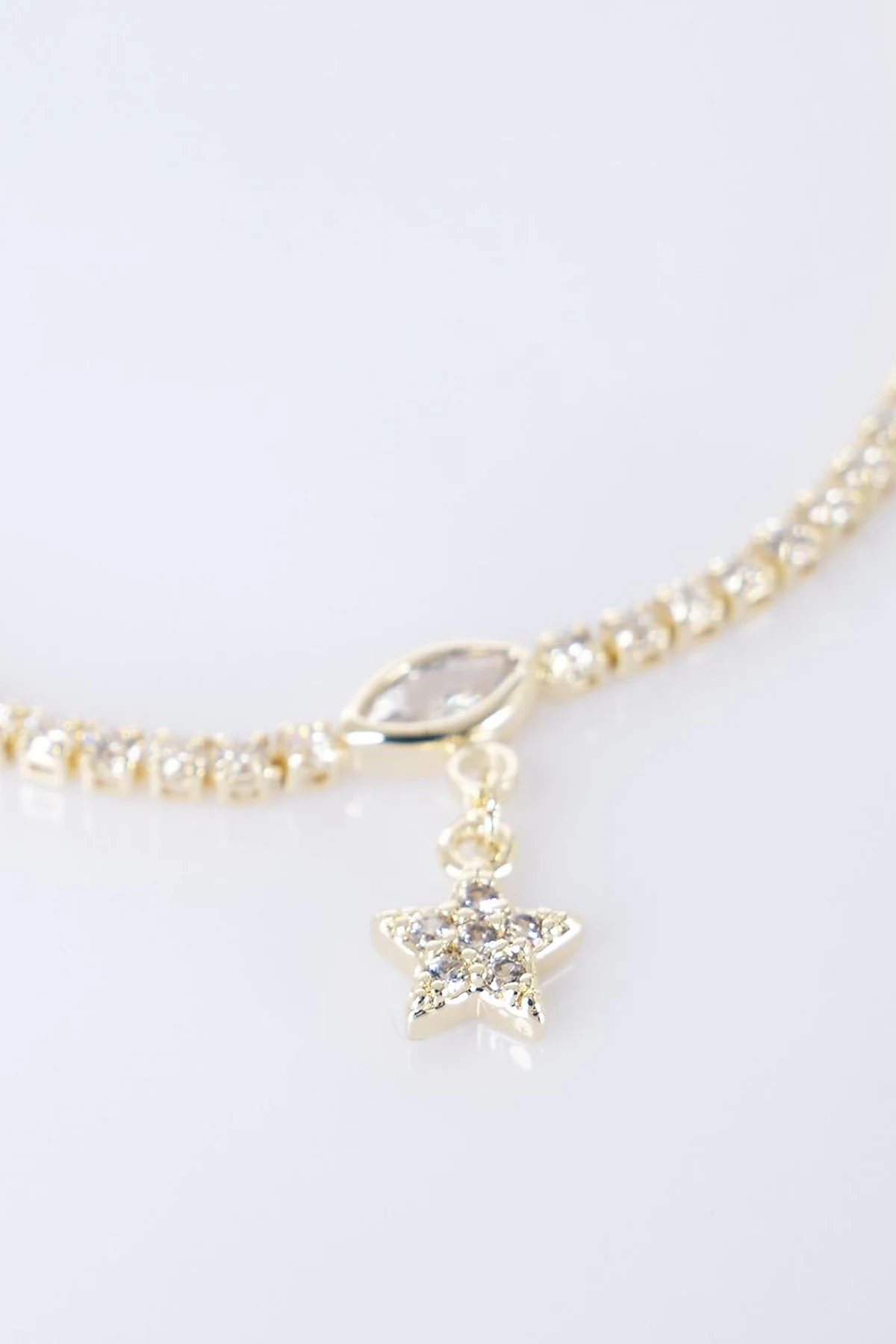 Mini Star Bracelet Gold