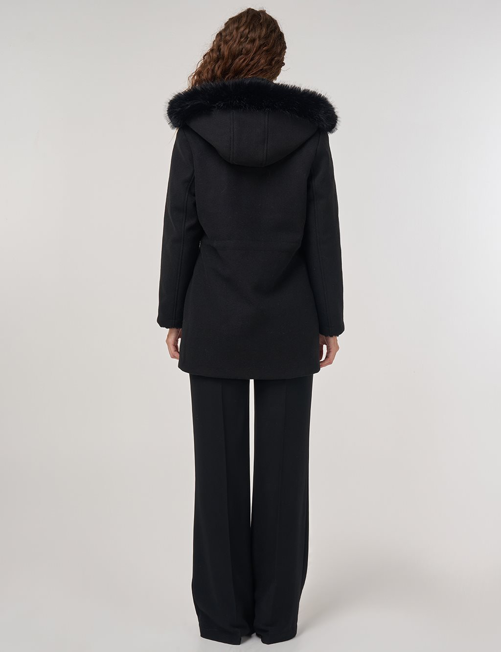 Çift Taraflı Kürk Detaylı Kaban Siyah 