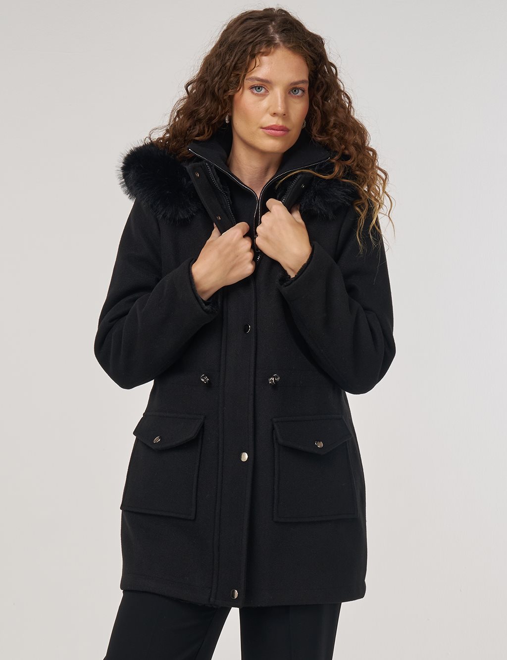 Çift Taraflı Kürk Detaylı Kaban Siyah 