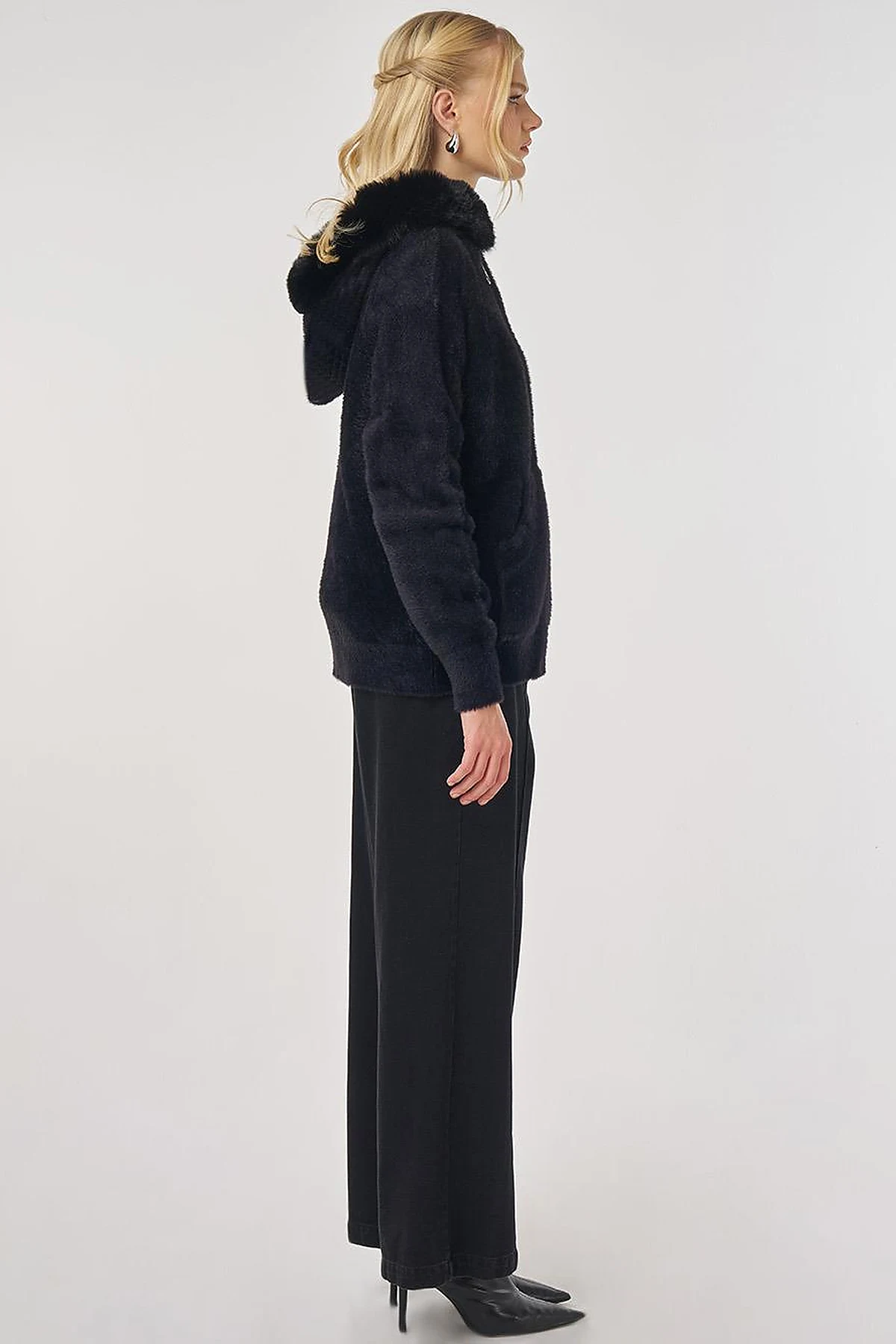 Faux Fur Hooded Knit Cardigan in Black