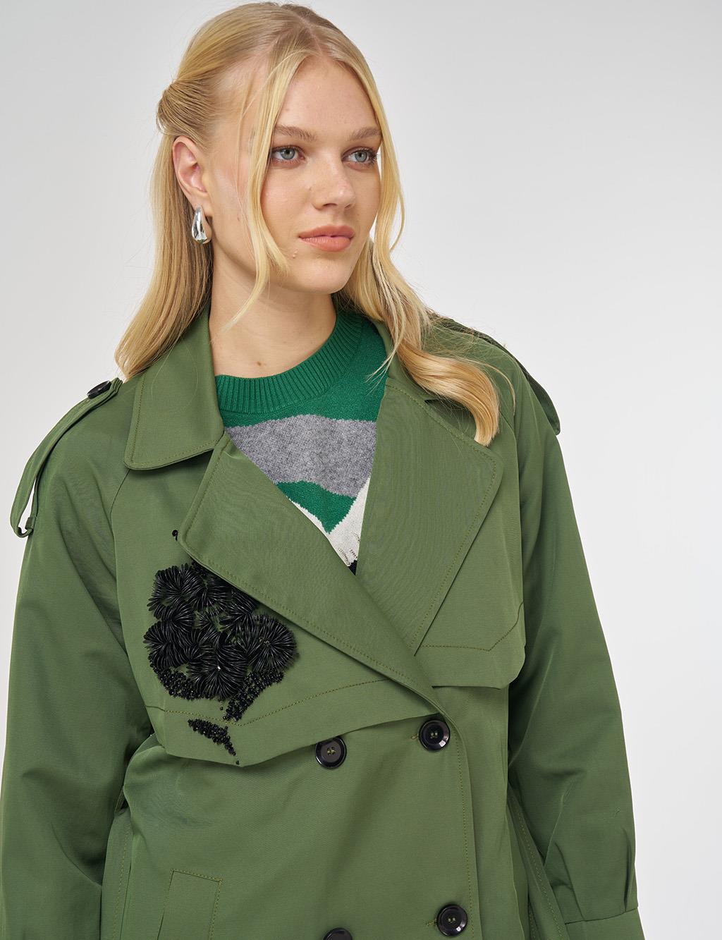 İşleme Detaylı Trençkot Orman Yeşili 