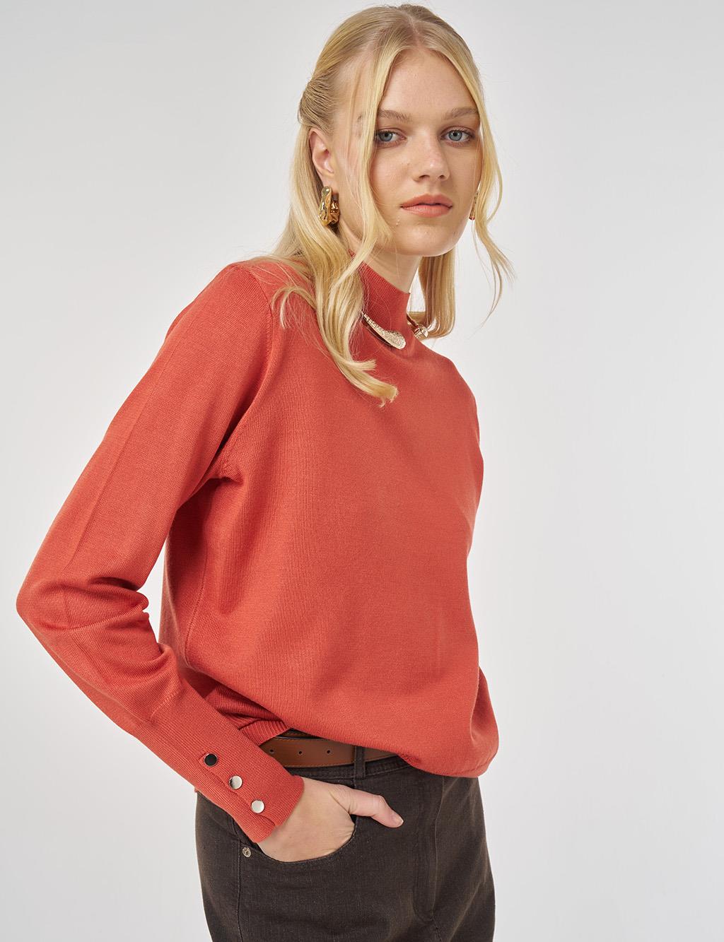 Basic Viscose Knit Sweater in Brick Red