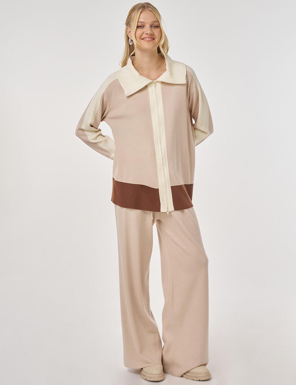 Wide Collar Knit Suit in Mink