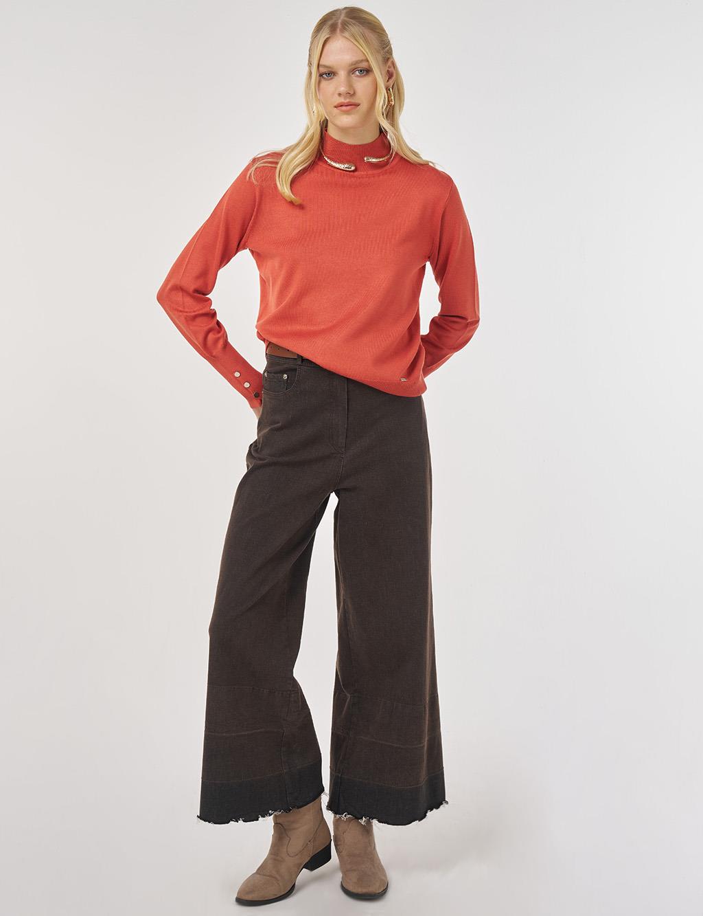 Basic Viscose Knit Sweater in Brick Red