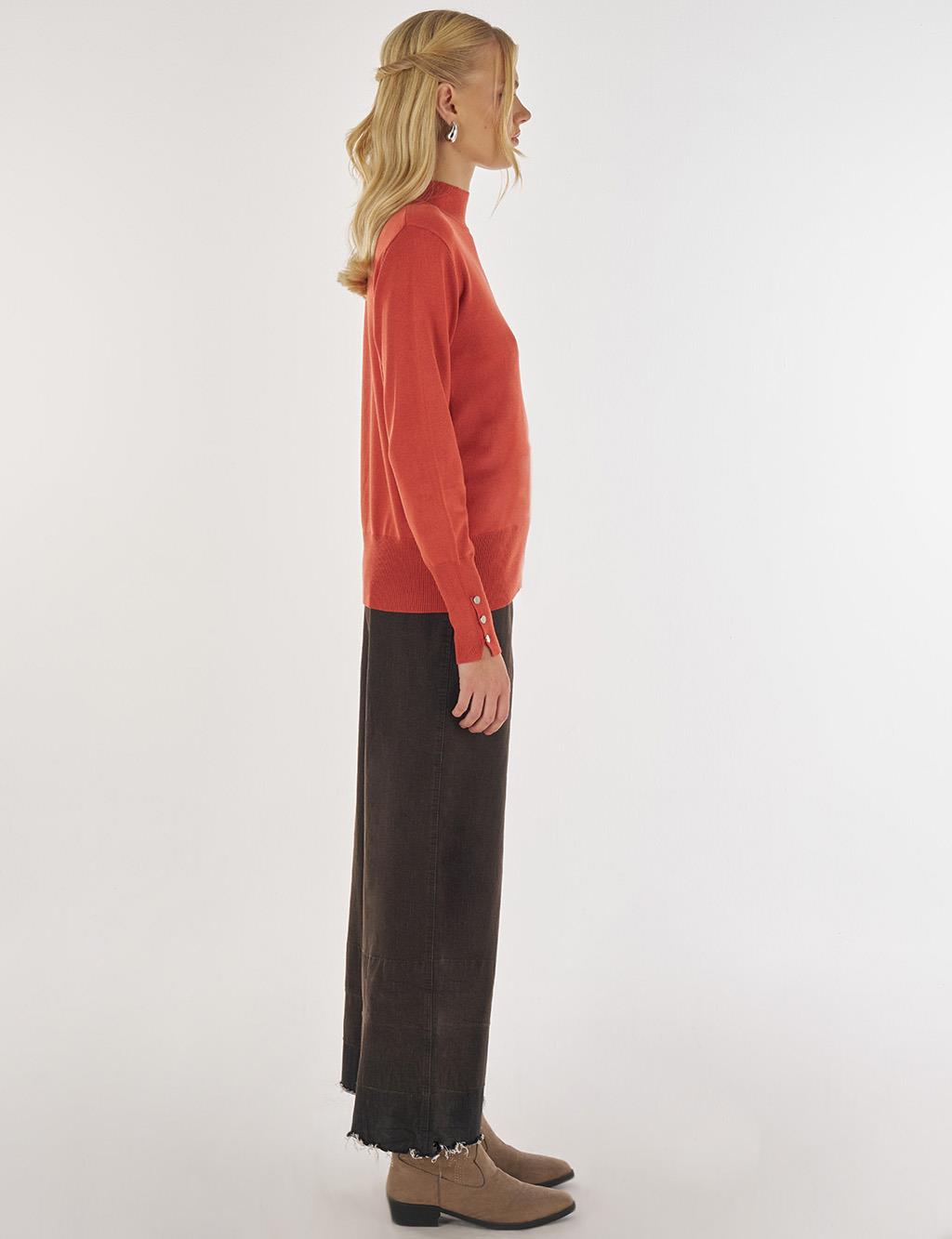 Basic Viscose Knit Sweater in Brick Red