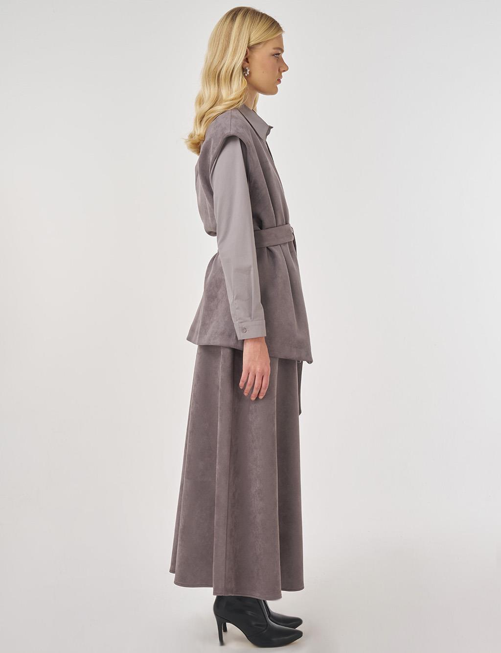 Kuşak Detaylı Süet Etekli Takım Füme 